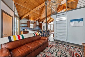 Téléviseur, foyer, chaîne audio