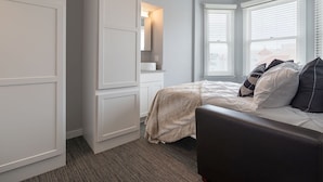 Basic Studio | Iron/ironing board, WiFi (free), bed sheets - The Dorel (San Francisco)