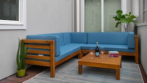 Sundeck - The Dorel (San Francisco)