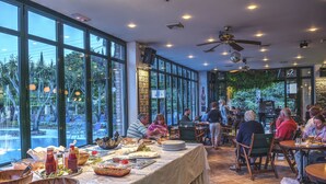 Dining - Legends Apartment 302 Sidari Corfu (Corfu)