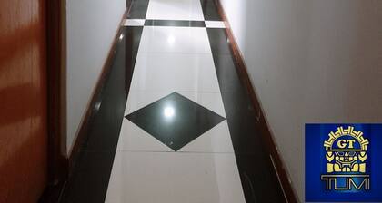 Bei 400 Metern Landterminal oder Bushaltestelle. Niedrige Preise.