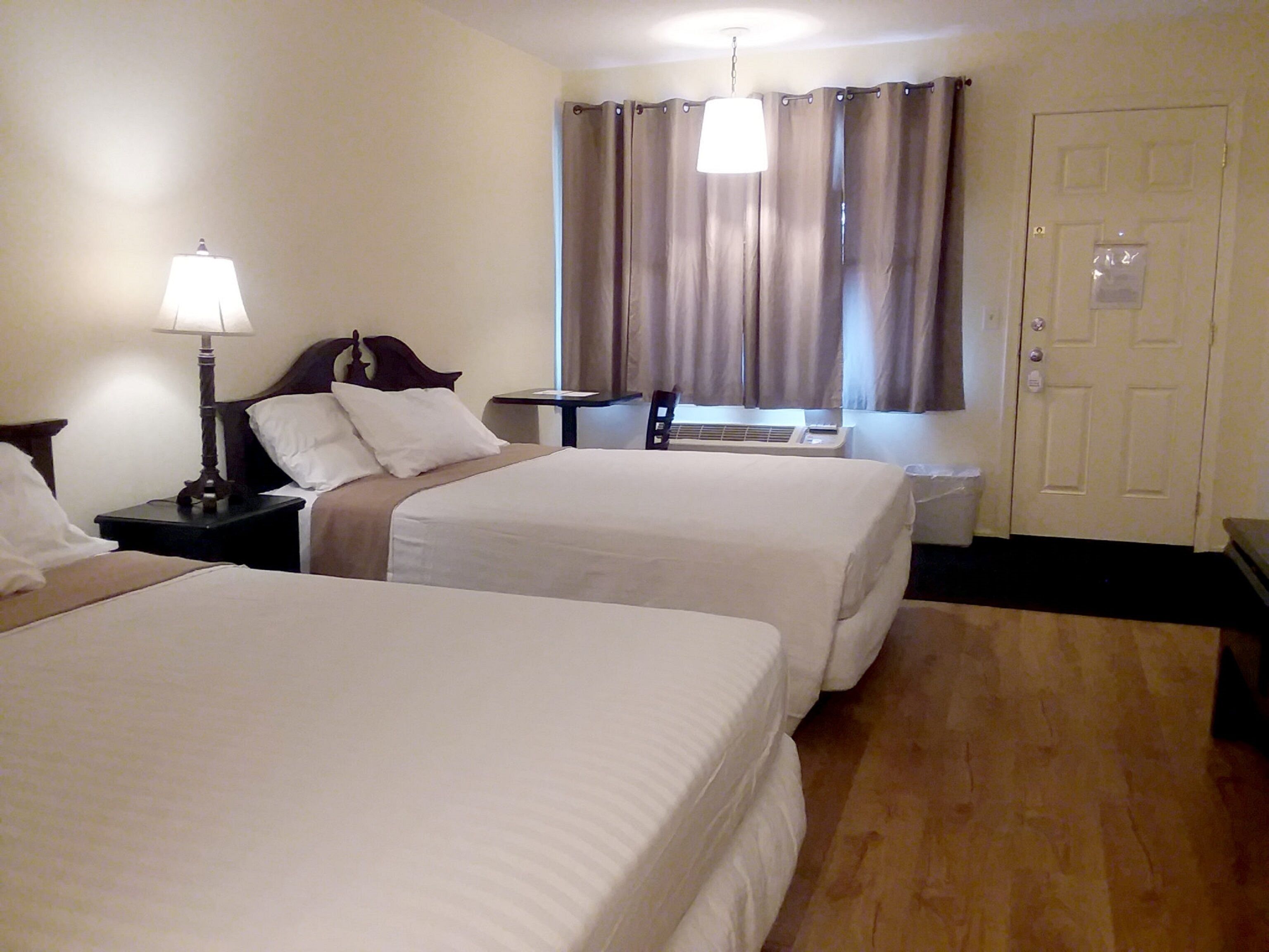 blackout curtains, free wifi, bed sheets