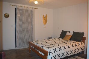 2 bedrooms, soundproofing, iron/ironing board, travel cot