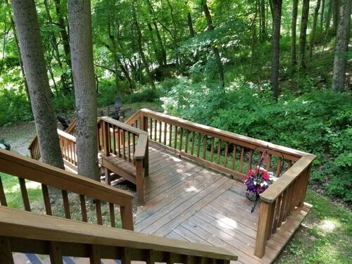 Vacation cabin in the beautiful Hocking Hills