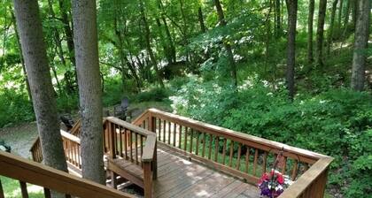 Vacation cabin in the beautiful Hocking Hills