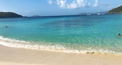 Colorful Caribbean Cottage • King Bed, Pool, Lush Garden Views