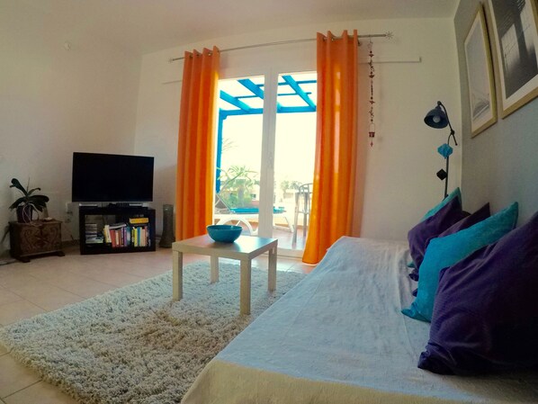 1 bedroom, iron/ironing board, free WiFi, bed sheets