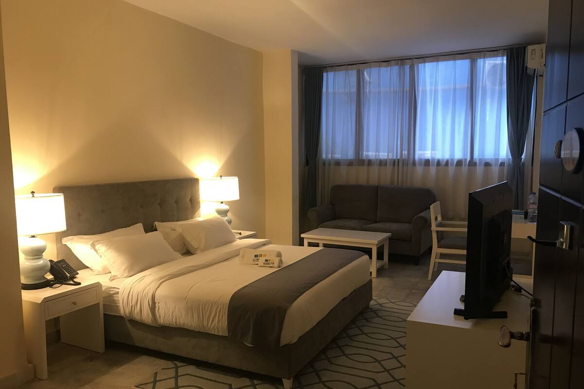 Sábanas italianas Frette, ropa de cama de alta calidad, minibar