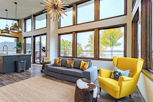 Lake + Ledge Retreat l Modern Luxury Home on Pike Lake