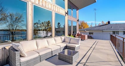 Lake + Ledge Retreat l Modern Luxury Home on Pike Lake