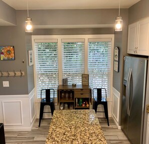 Dining - Beautiful Pool-Hot Tub backyard/Steps to Beach (Destin)
