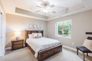 3 slaapkamers, reisbedje, gratis wifi, beddengoed