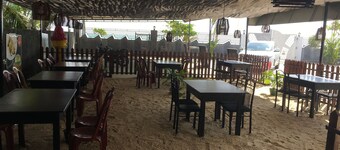 Ainah Beach Guest House