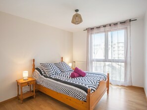 2 bedrooms, iron/ironing board, WiFi, bed sheets - Appartement Ribera - Welkeys (Annecy)