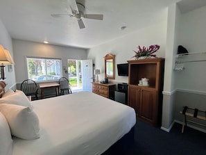 Standard Room, 1 King Bed, Non Smoking - Main Street Motel (Fish Creek)