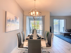 House, 4 Bedrooms | Private kitchen