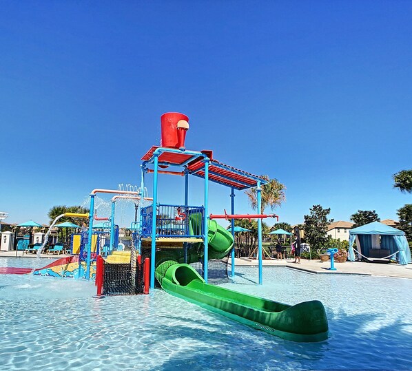 House, Multiple Beds | Pool