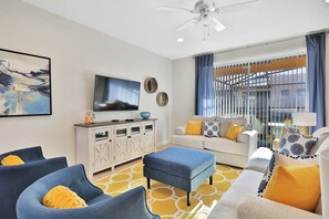 House, 5 Bedrooms | Living room - Lotus Garden by Florida Spirit (Kissimmee)