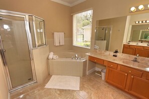 Ferienhaus, 5 Schlafzimmer | Badezimmer | Handtücher
