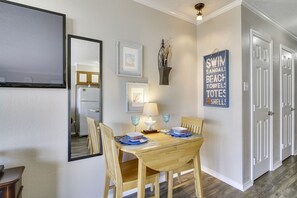Condo, 1 Bedroom | In-room dining - Casa Del Mar Beach Suites (Galveston)