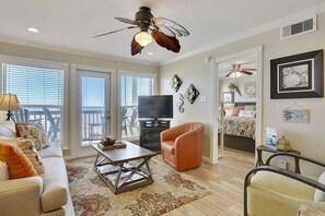 Interior detail - Seascape 1309 (Galveston)