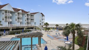 Unclassified image, 5 of 33, button - Seascape 1309 (Galveston)