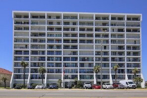 Condo, 2 Bedrooms | Exterior
