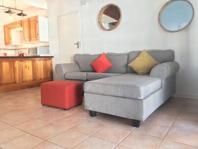 2 Bedroom House in Meer En See South Africa