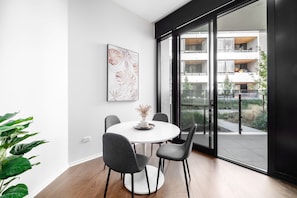 Dining - Kerridge St Apartments by Urban Rest (Kingston)