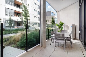 Lägenhet - 2 sovrum (with Parking) | Balkong