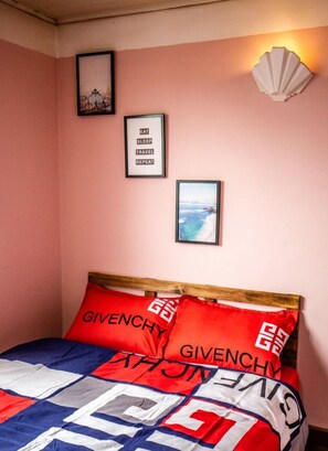 Panoraamatalo | 8 makuuhuonetta, yksilöllisesti sisustettu, yksilöllisesti kalustettu