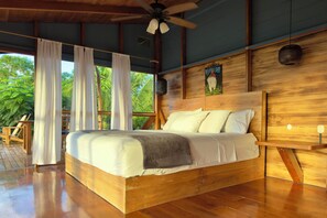 1 bedroom, in-room safe, free WiFi, bed sheets - Casa Vikingo • A Unique, Secluded Highland Cabin (bellavista)