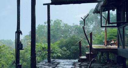 Casa Vikingo • A Unique, Secluded Highland Cabin