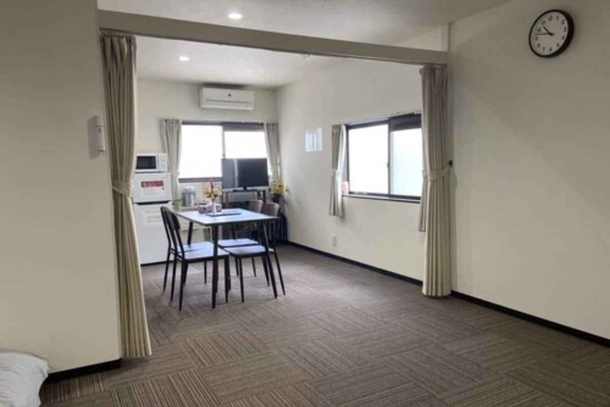 Family Room | Living area | Flat-screen TV