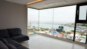 Condo, 2 Bedrooms (C-401) | Living room - 1872 Pangsion (Busan)