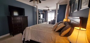 4 makuuhuonetta, silitysrauta/-lauta, Wi-Fi, vuodevaatteet