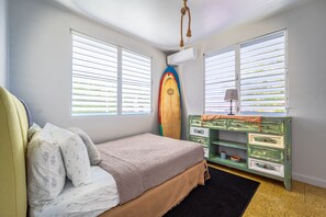 3 chambres, fer et planche à repasser, Wi-Fi, draps fournis