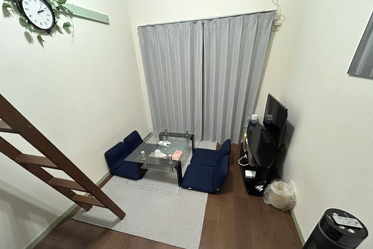 1 bedroom, desk, laptop workspace, blackout curtains