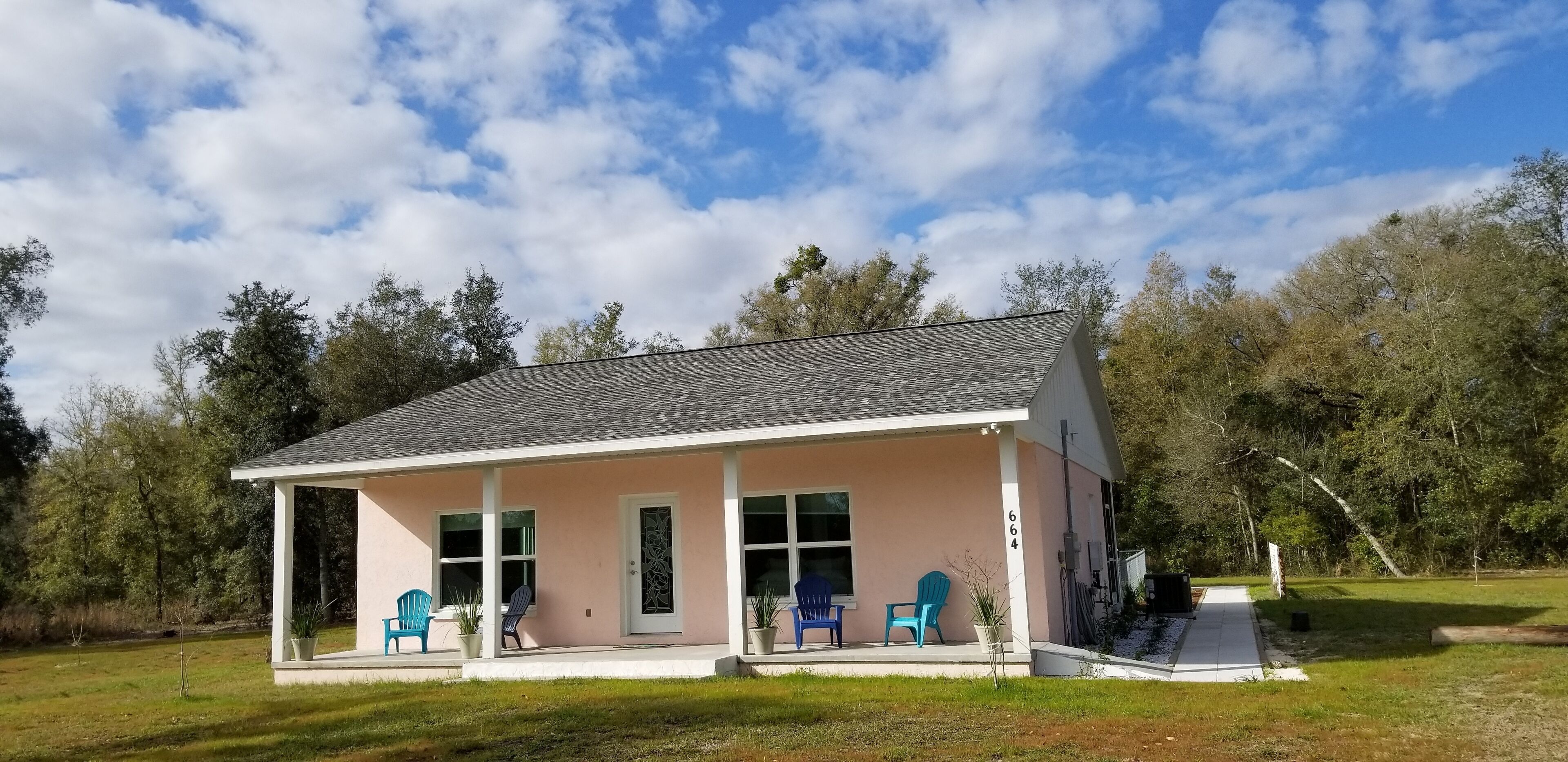 Rum Island country "Pink House"