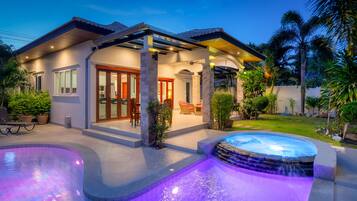 Alberca al aire libre