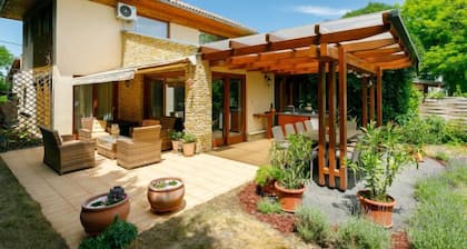 Villa Mediterran by Interhome