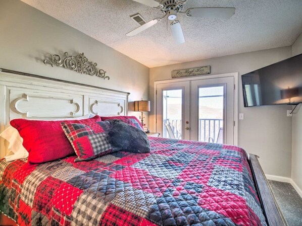 2 bedrooms, iron/ironing board, free WiFi, bed sheets