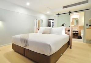 Coffres-forts dans les chambres, bureau