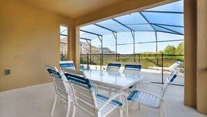 Family Villa, Garden Area | Outdoor dining
