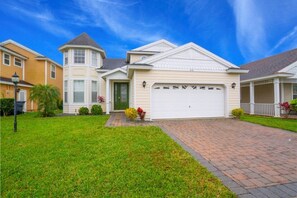 Family Villa, Garden Area | Exterior