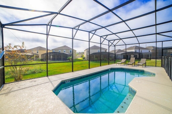 Family Villa, Garden Area