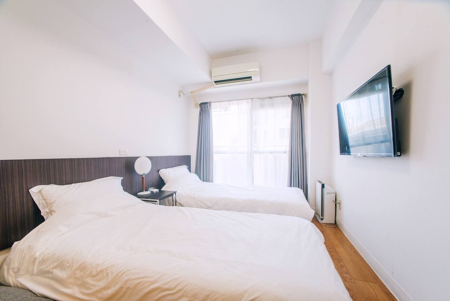 City Twin Room | Desk, blackout drapes, free WiFi, bed sheets