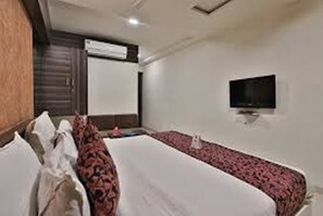 Premium Room - Hotel Shree Gopal Residency (Ahmedabad)