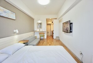 City Double Room | Desk, iron/ironing board, free WiFi - Hostel 758 Nagoya3F (Nagoya)