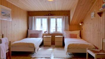 3 bedrooms, Internet